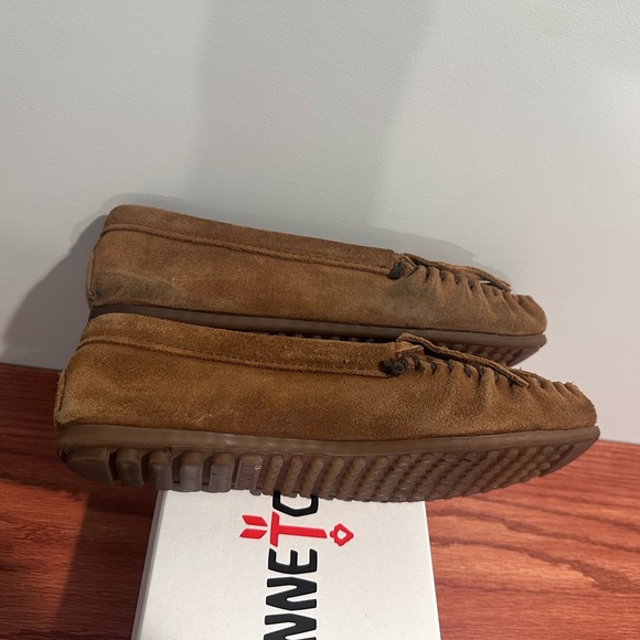 Minnetonka Moccasin Leather Kilty Moccs GUC - Picture 10 of 10